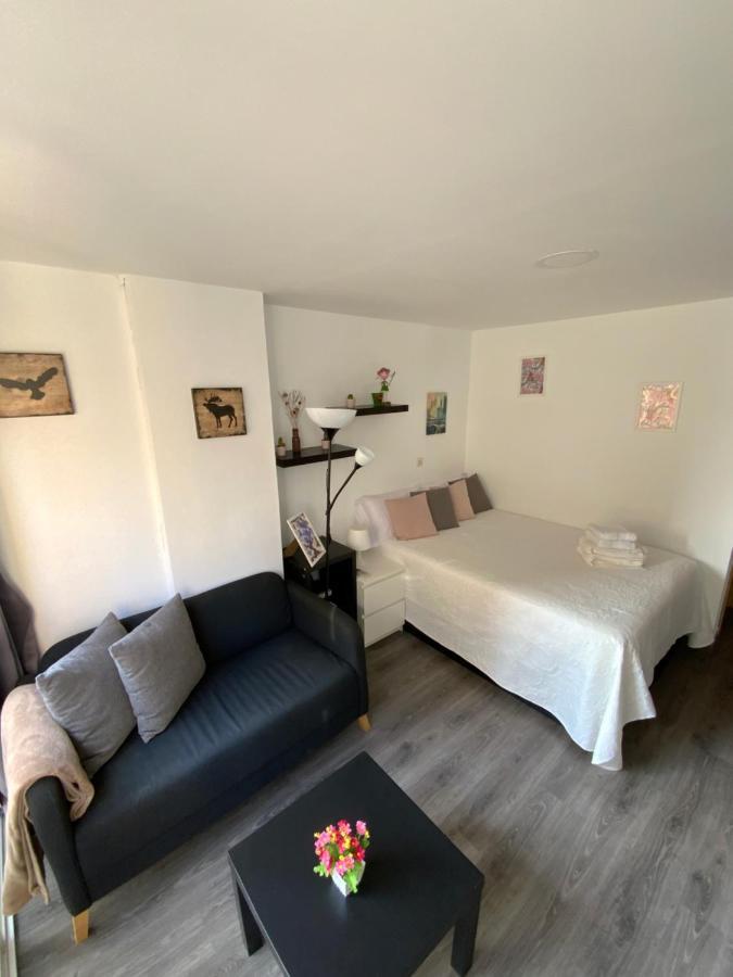4 Capulino Apartamentos مالقة المظهر الخارجي الصورة