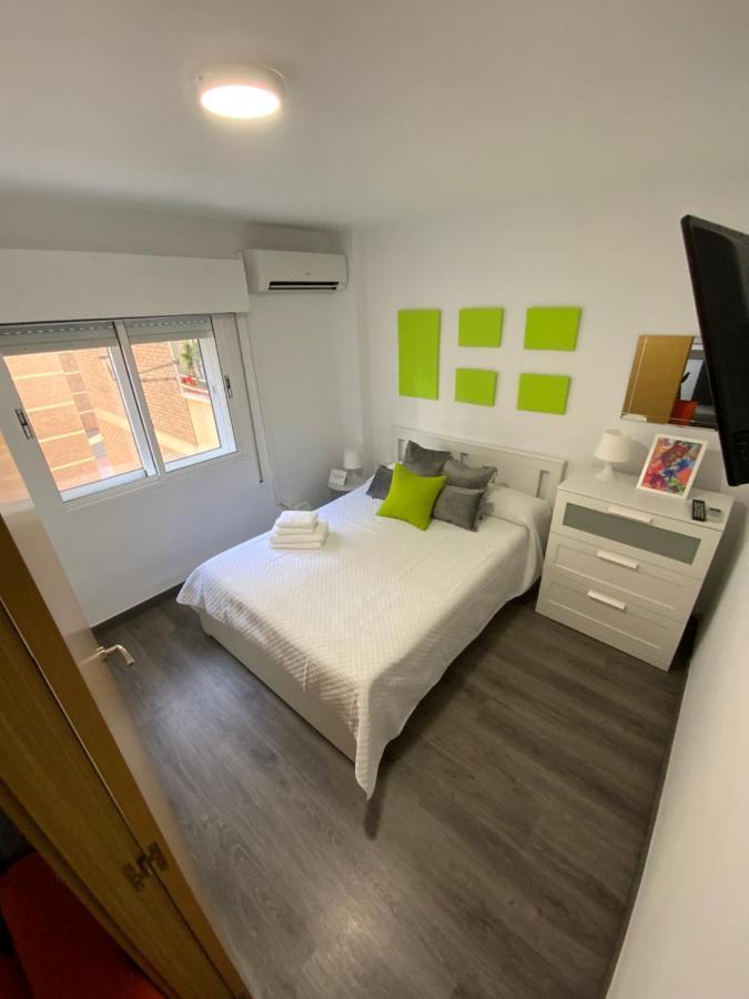 4 Capulino Apartamentos مالقة المظهر الخارجي الصورة