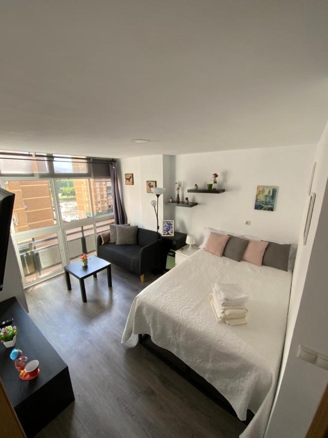 4 Capulino Apartamentos مالقة المظهر الخارجي الصورة